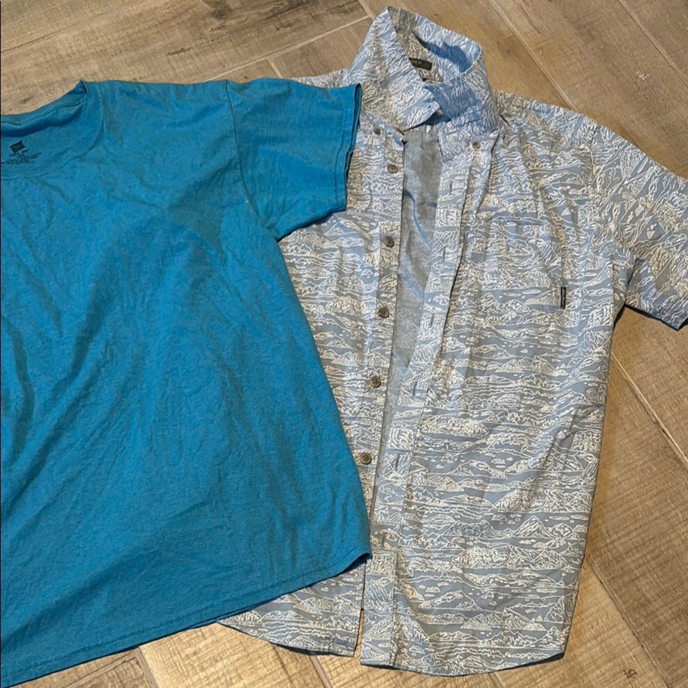 Eddie Bauer Teal and Light Gray Casual Shirts